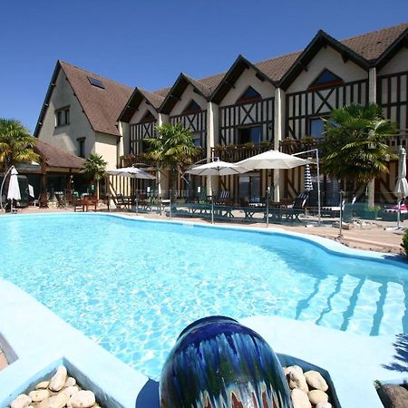 Logis Le Clos Deauville Saint Gatien Buitenkant foto