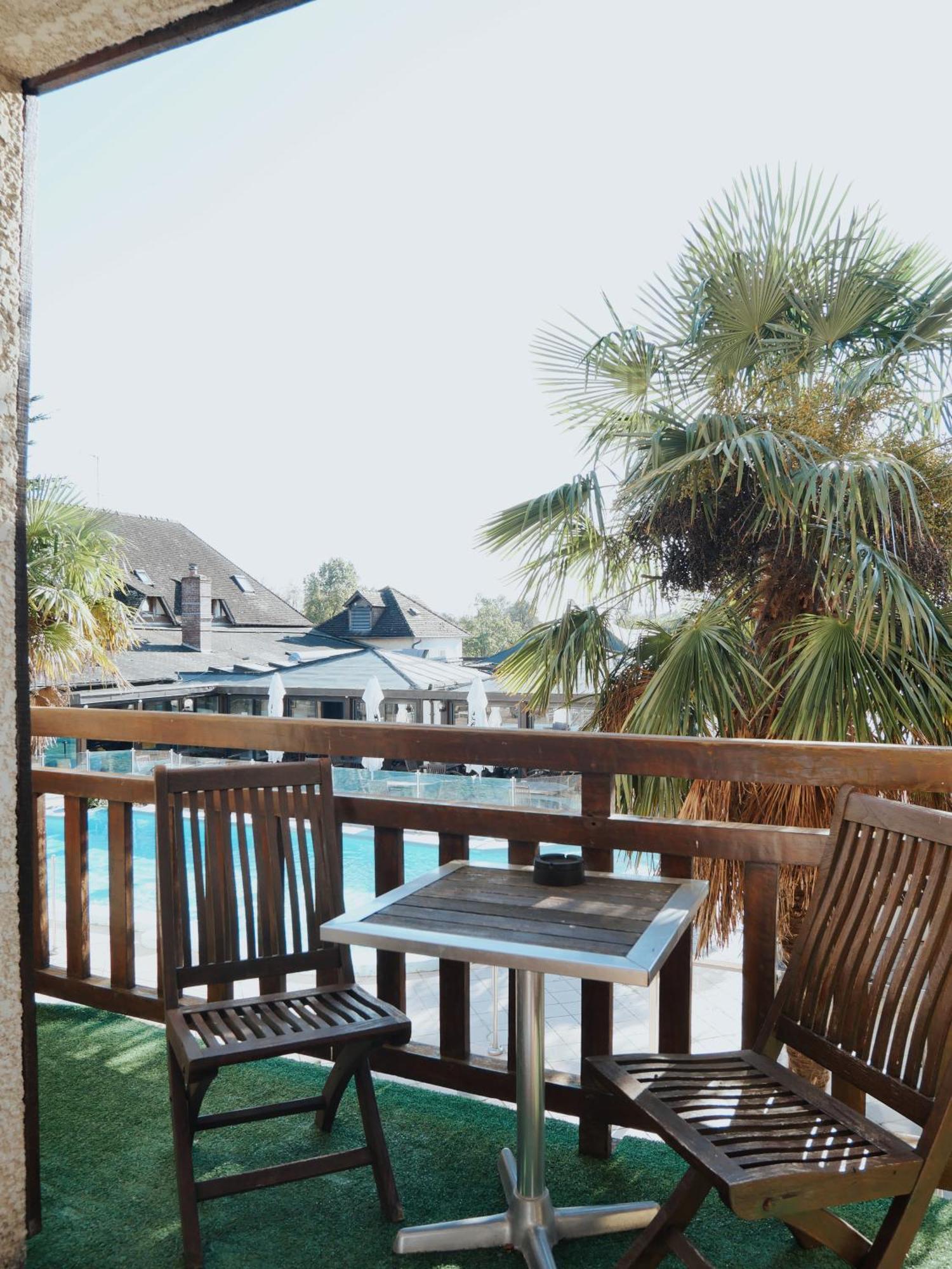 Logis Le Clos Deauville Saint Gatien Buitenkant foto